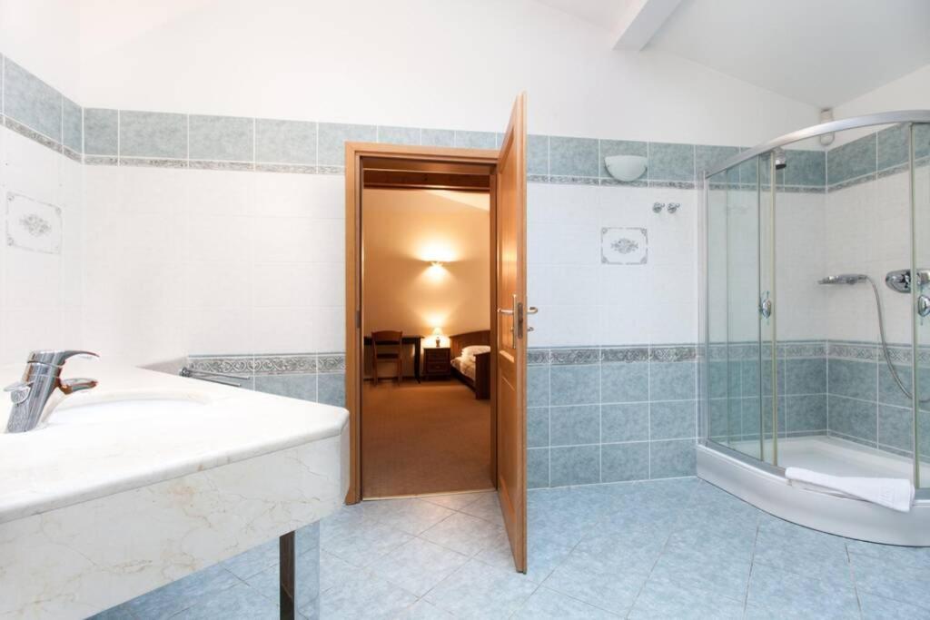 Florianska Penthouse Delux Apartment Krakow Luaran gambar